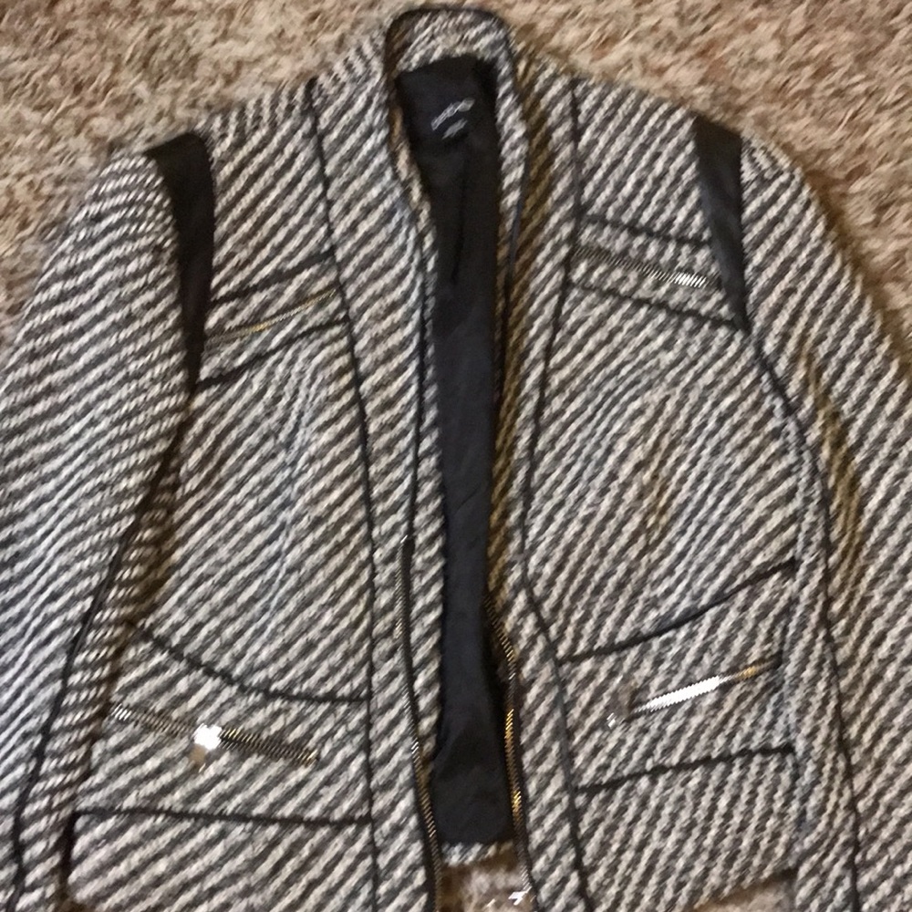 Bebe Jacket - image 4